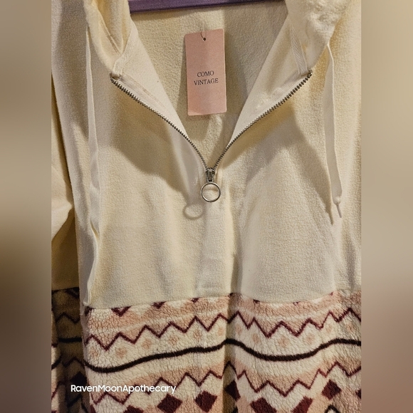 Camo VIntage Womens Hooded Warm Top - Picture 2 of 7